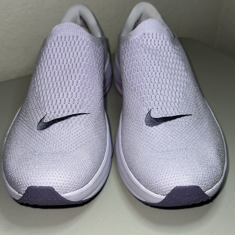 NIKE REINA EASYON NEW, size 15W, 13.5 M, very comfy, last one! FN0345500